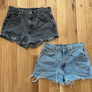 TWO SHORTS BUNDLE: LEVI & WRANGLER